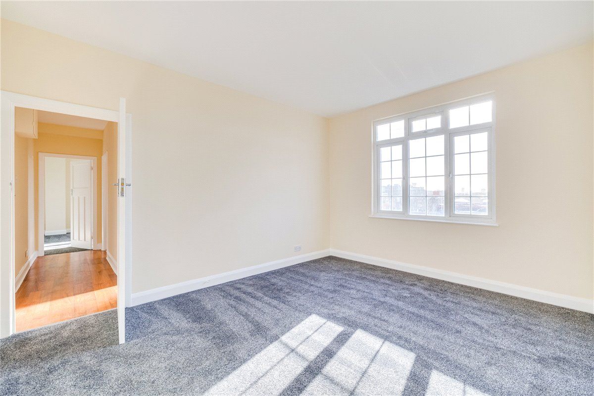 1 bed flat to rent in Charleville Court, Charleville Road, London W14