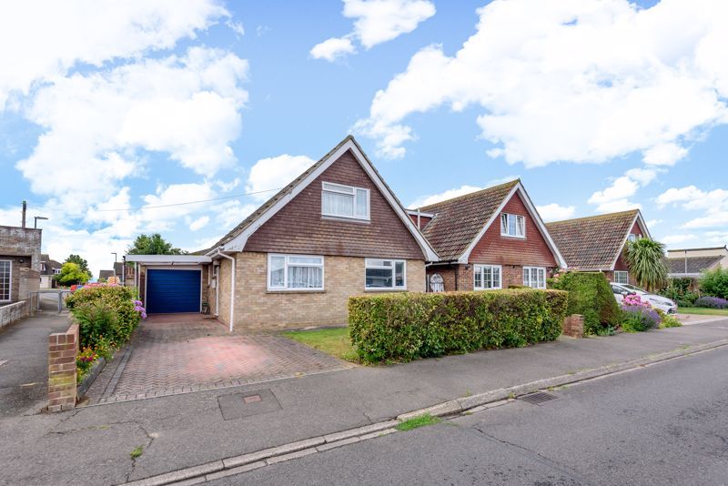 3 bed detached bungalow for sale in The Causeway, Pagham PO21 Zoopla