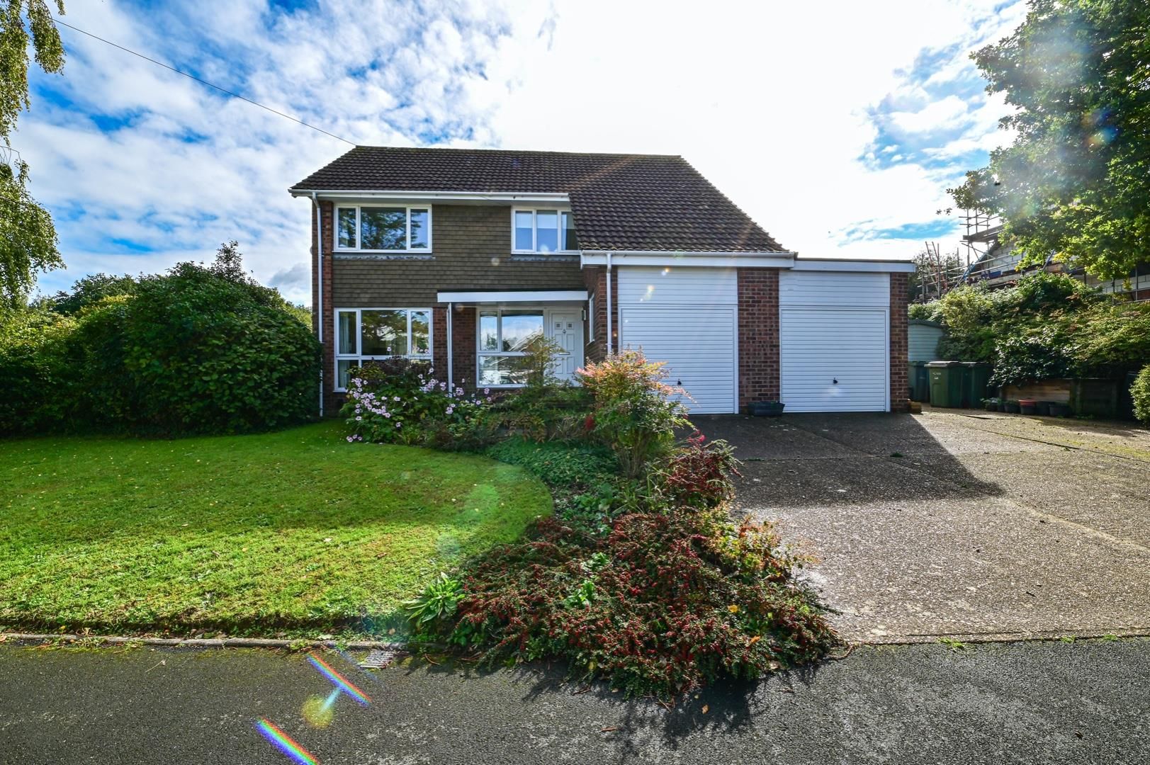 5 bed detached house for sale in Firestone Glade, Wootton Bridge, Ryde PO33 Zoopla