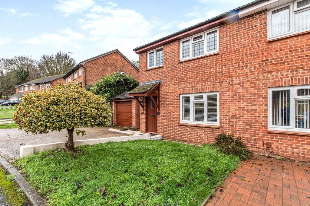 3 bed semidetached house for sale in Foxden Drive, Downswood