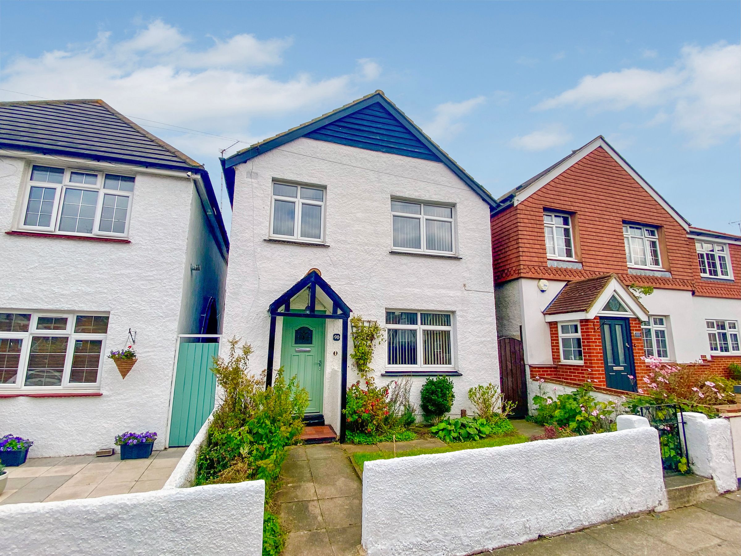 3 bed detached house for sale in Cecil Road, Gravesend DA11 Zoopla