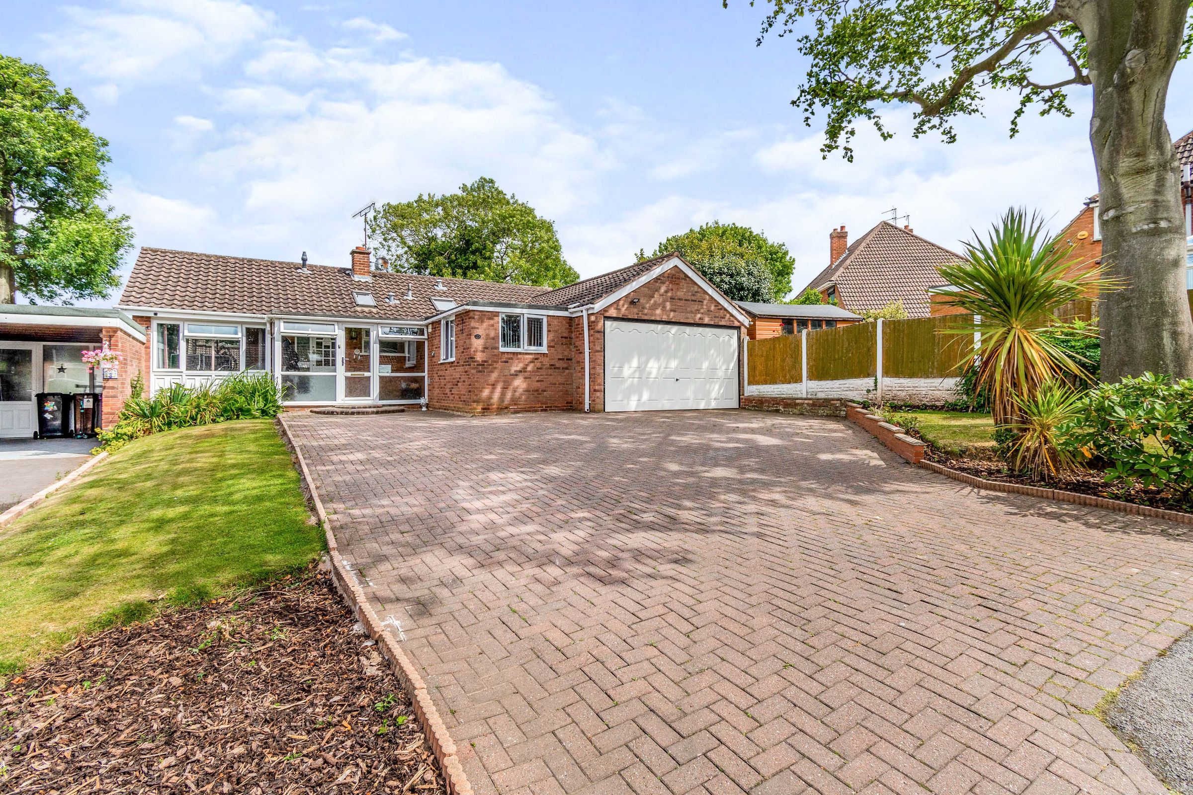 3 bed detached bungalow for sale in The Dingle, Wolverhampton WV3 Zoopla