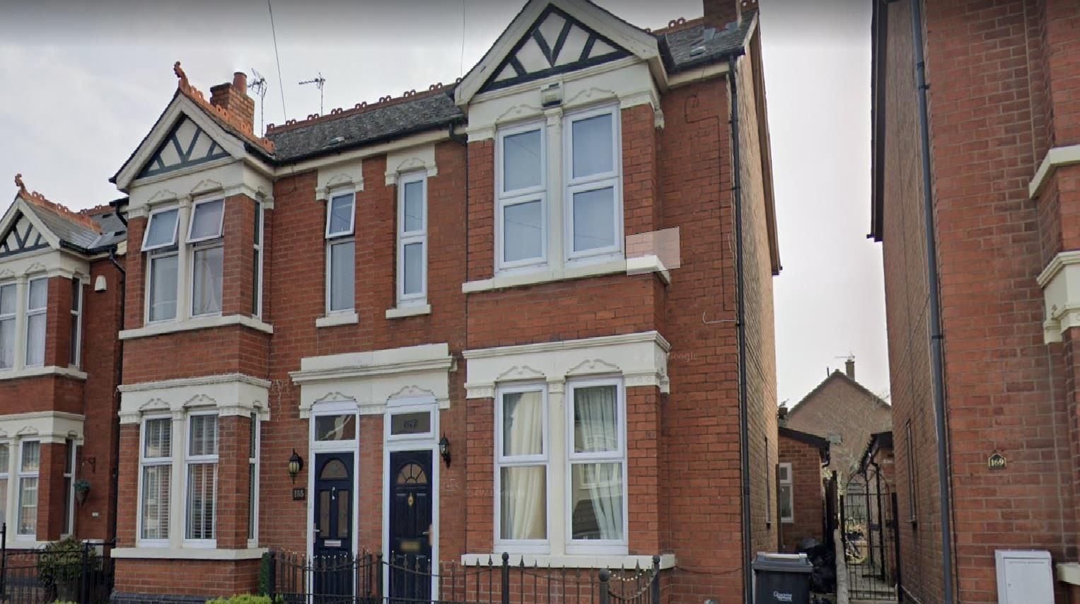 4 bed semidetached house for sale in Painswick Road, Gloucester GL4