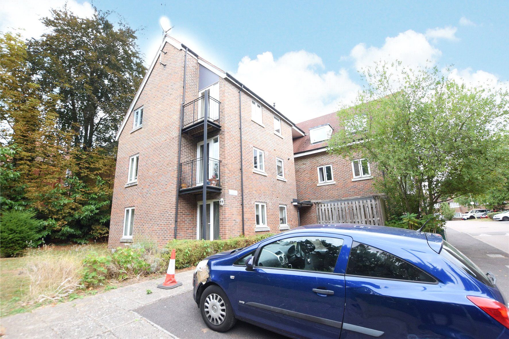 1 bed flat to rent in Blossom Road, St. Peters Hill, Caversham