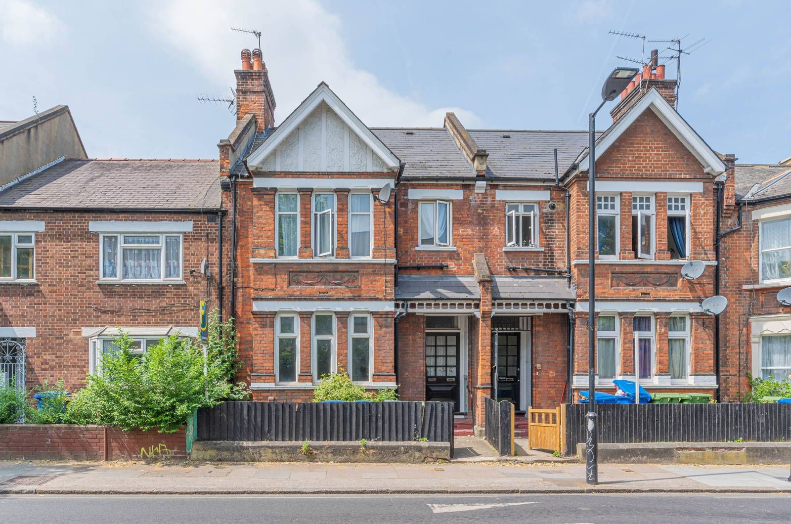 Lyndhurst Way, Peckham Rye, London SE15  