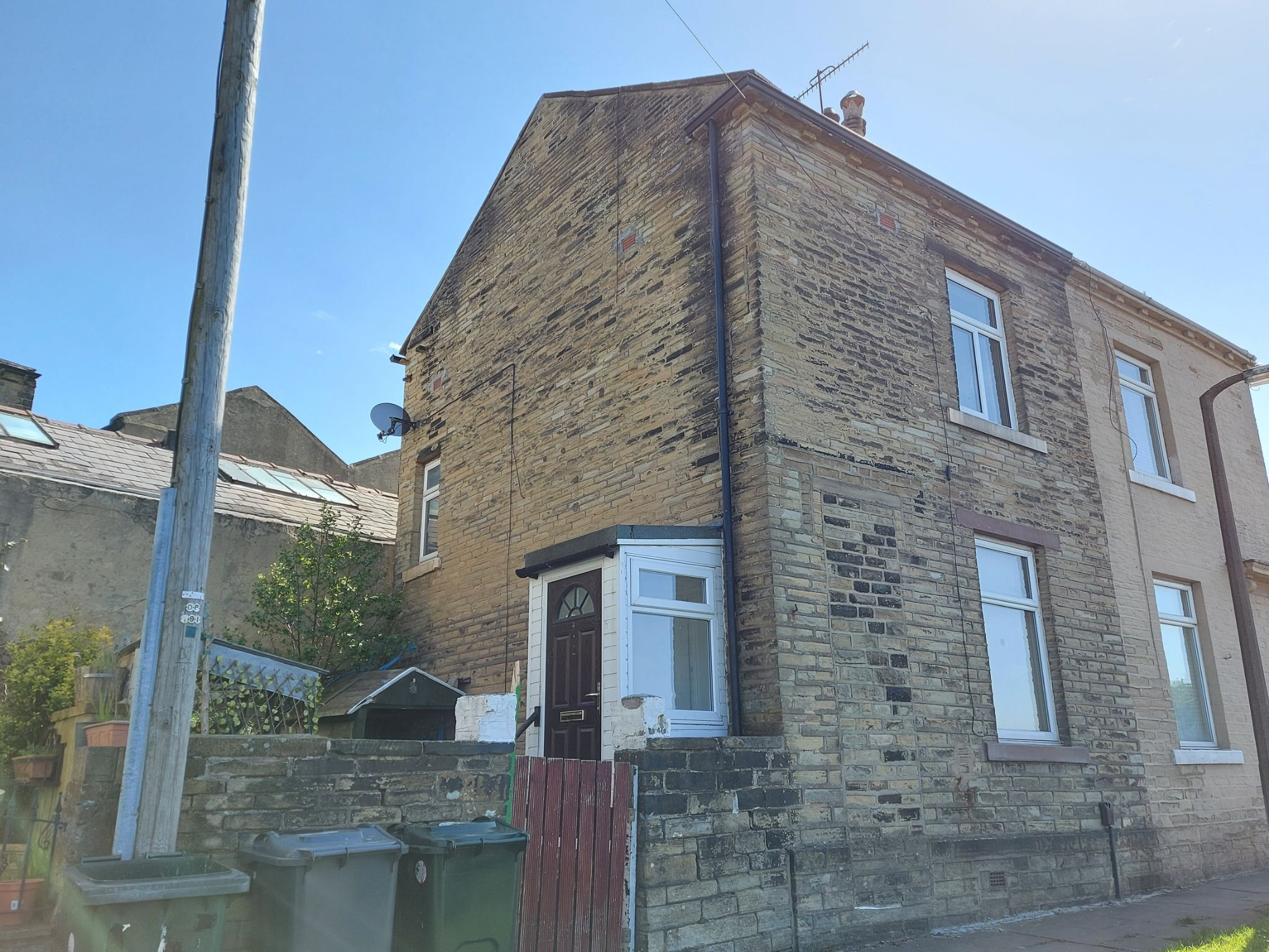 1 bed terraced house to rent in Jennings Place, Great Horton, Bradford