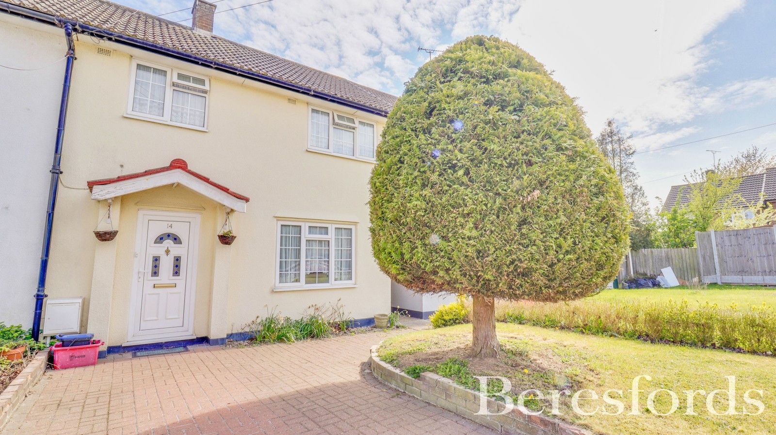 Plashet Gardens, Brentwood, Essex CM13  