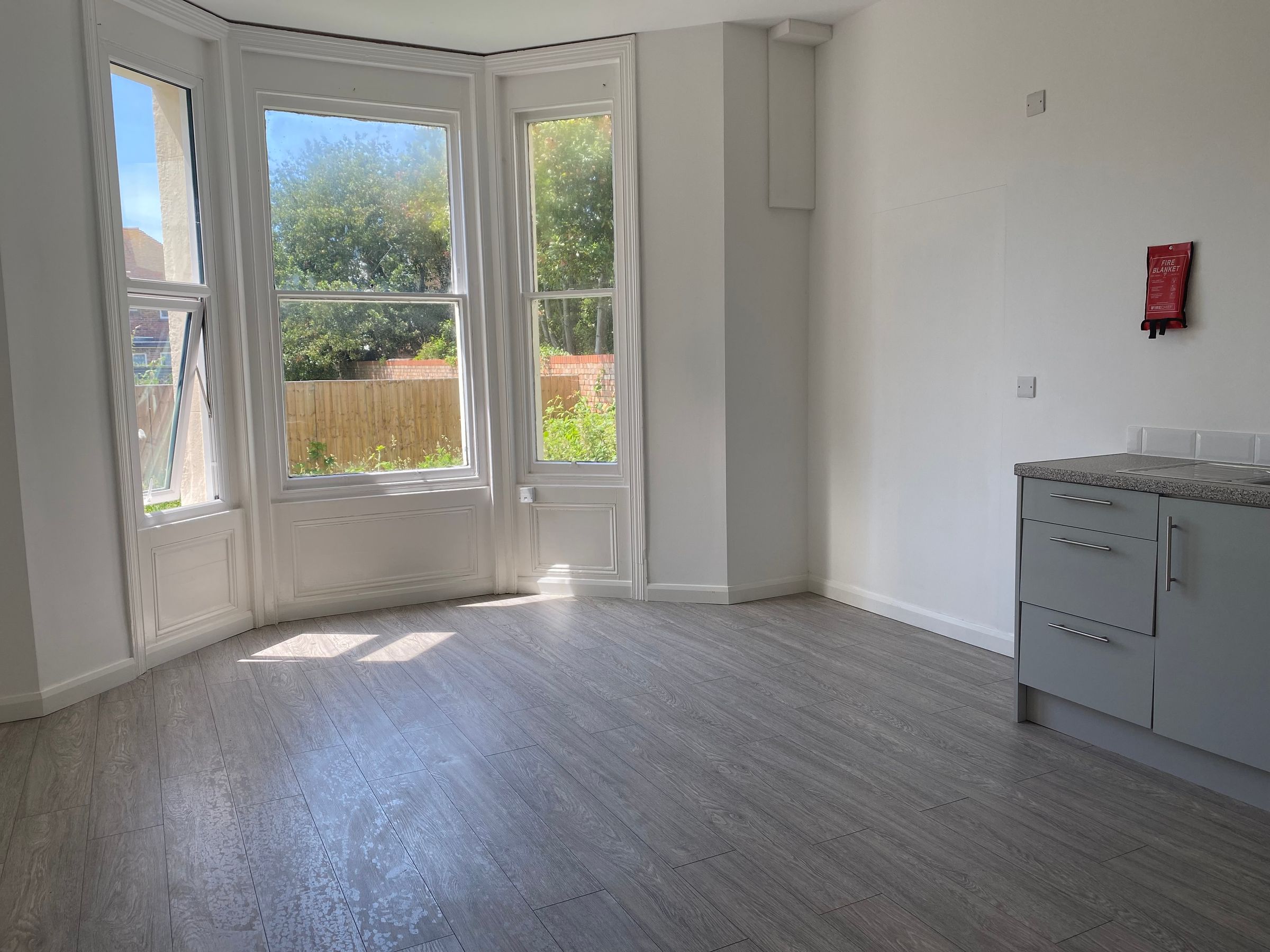 Serviced property to rent in Road, Worthing BN11 Zoopla