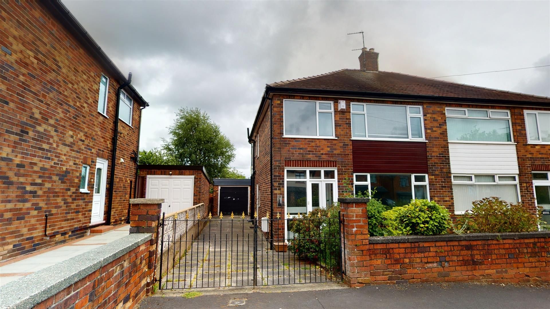3 bed semidetached house for sale in Bleak Hill Road, Windle, St