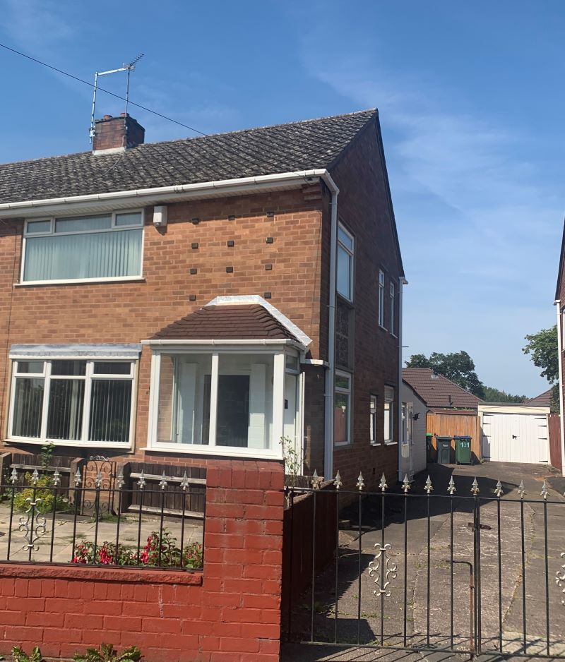 131 Coronation Road, Wednesbury WS10  