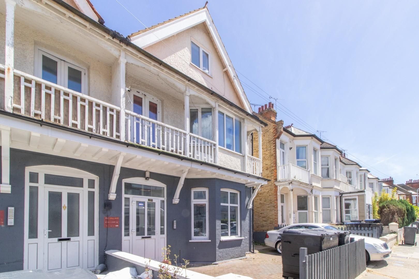 3 bed flat for sale in Surrey Road, Cliftonville, Margate CT9 Zoopla