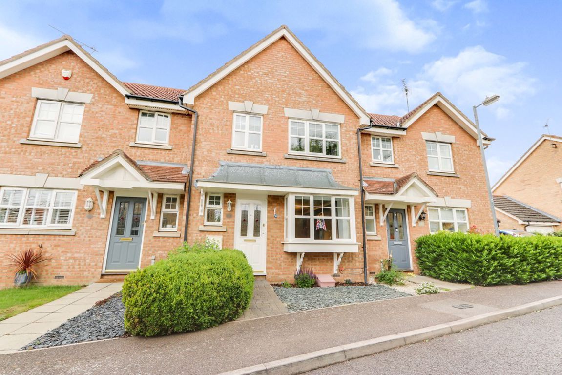 3 bed terraced house for sale in Grosvenor Road, Rayleigh SS6 Zoopla