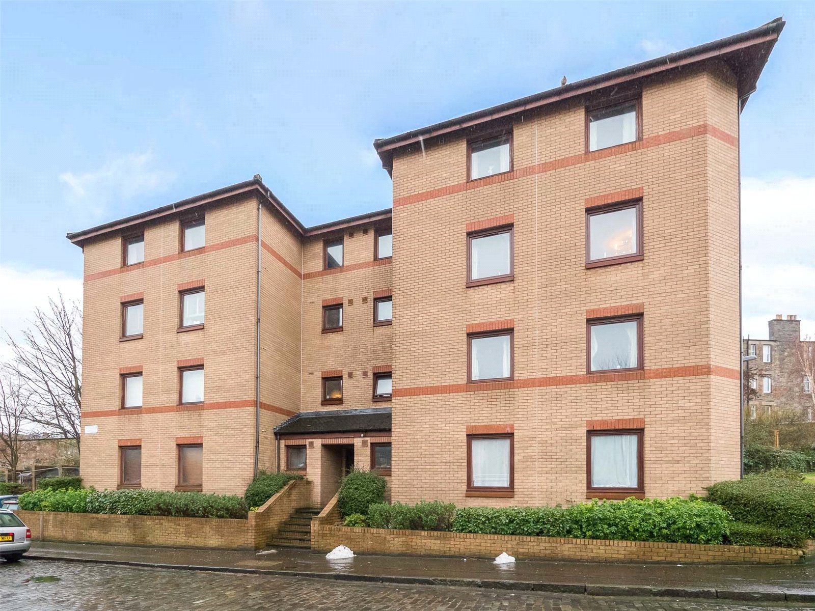 2 bed flat to rent in Annfield Street, Edinburgh EH6 Zoopla