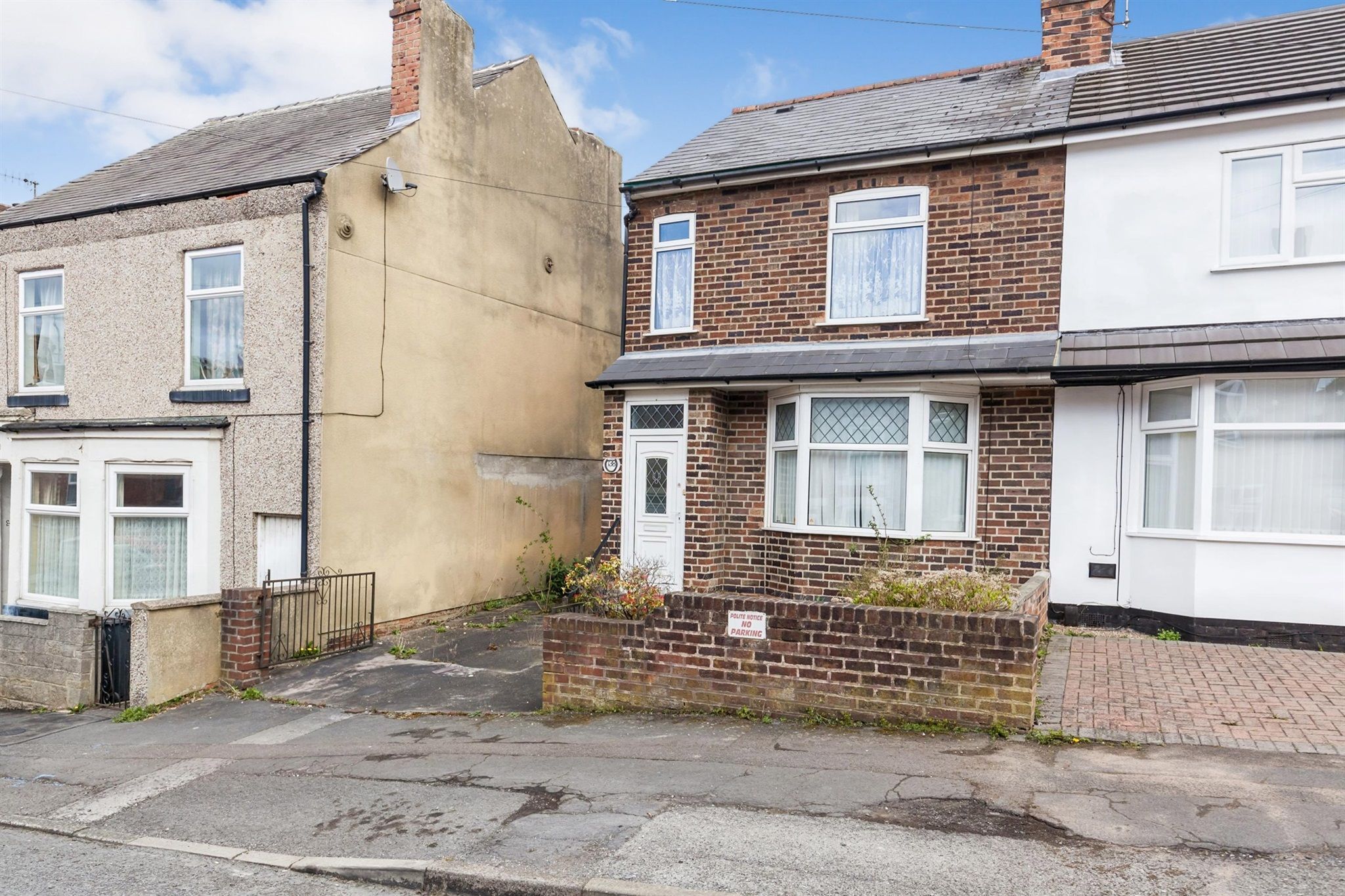 3 bed semidetached house for sale in Lynncroft, Eastwood, Nottingham