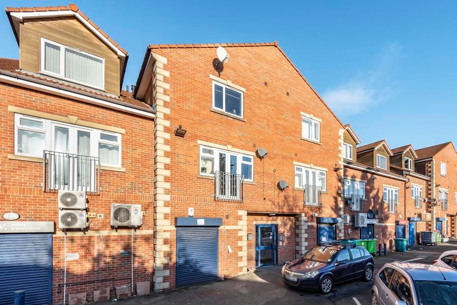 Hunters Court, Hunters Way, West Yorkshire LS15  