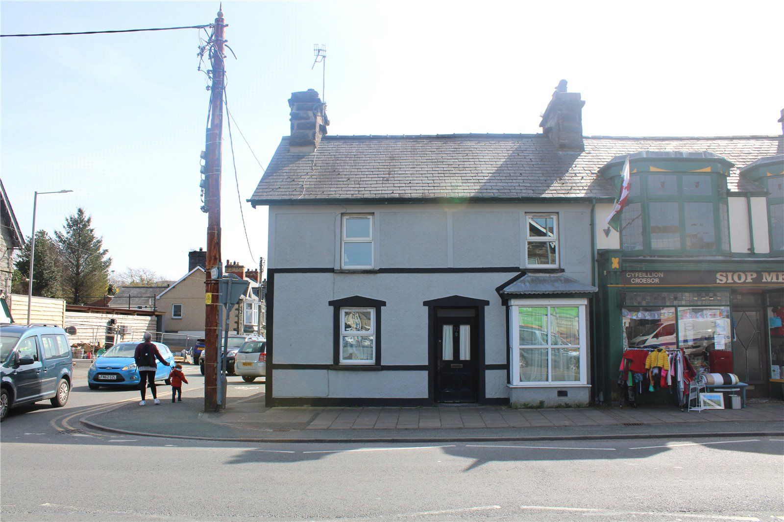 4 bed end terrace house for sale in Church Street, Penrhyndeudraeth