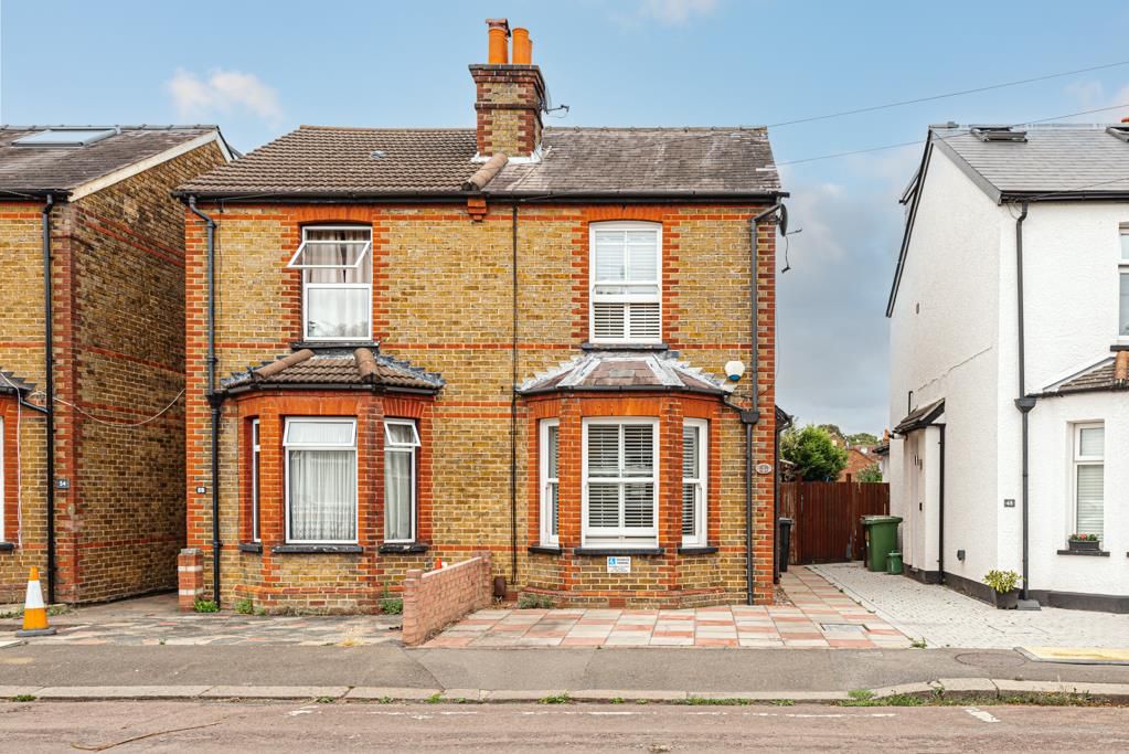 3 bed semidetached house for sale in Upper Court Road, Epsom KT19 Zoopla