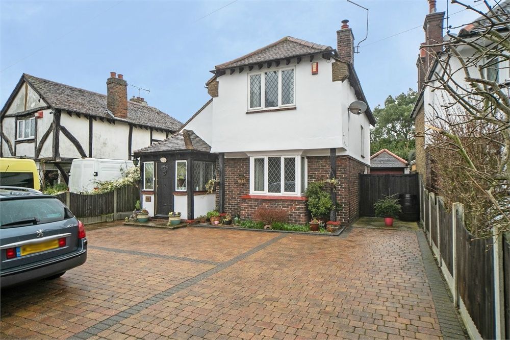 4 bed detached house for sale in Green Lane, Broadstairs, Kent CT10