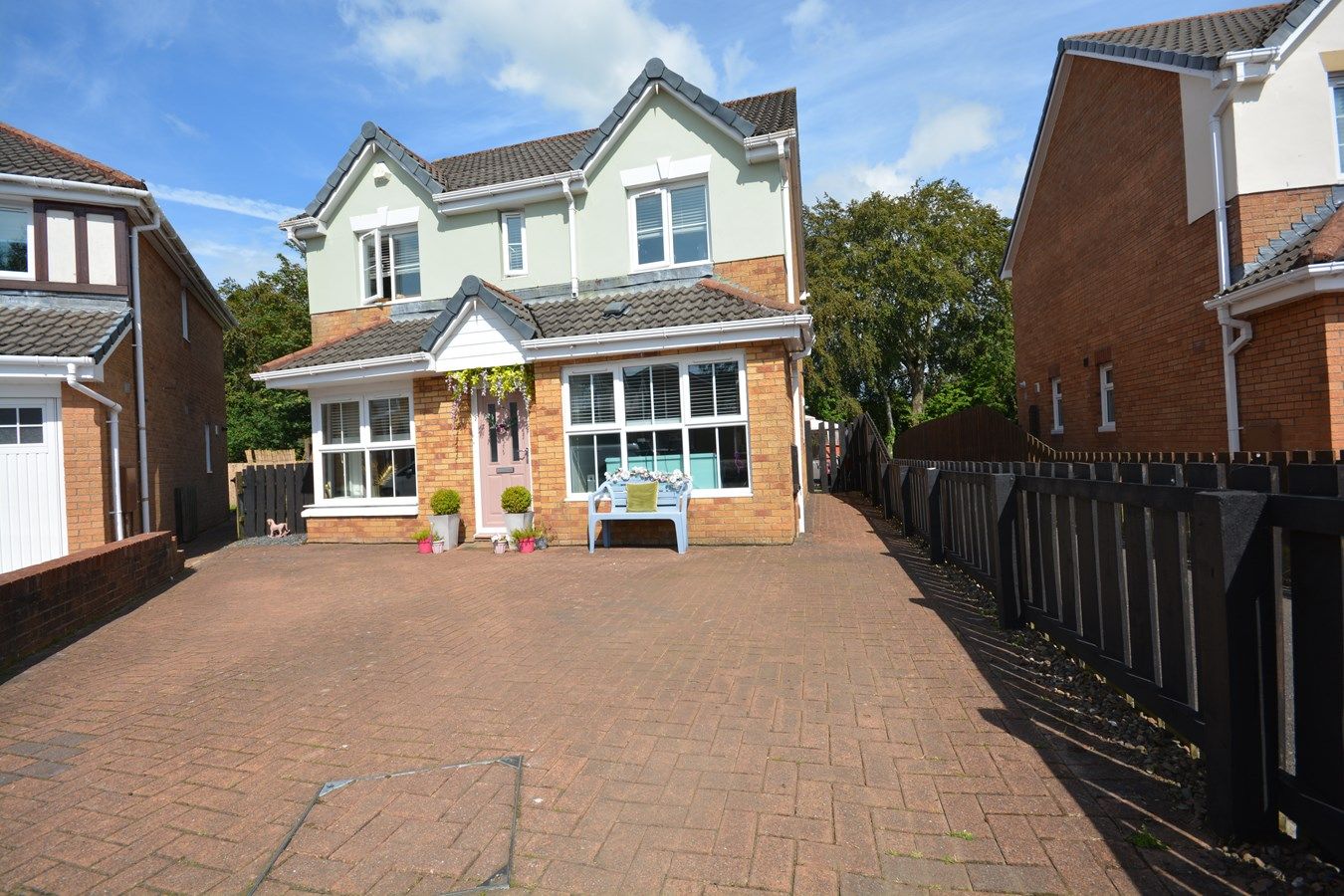 4 bed property for sale in Somerville Way, Lawthorn, Irvine KA11 Zoopla