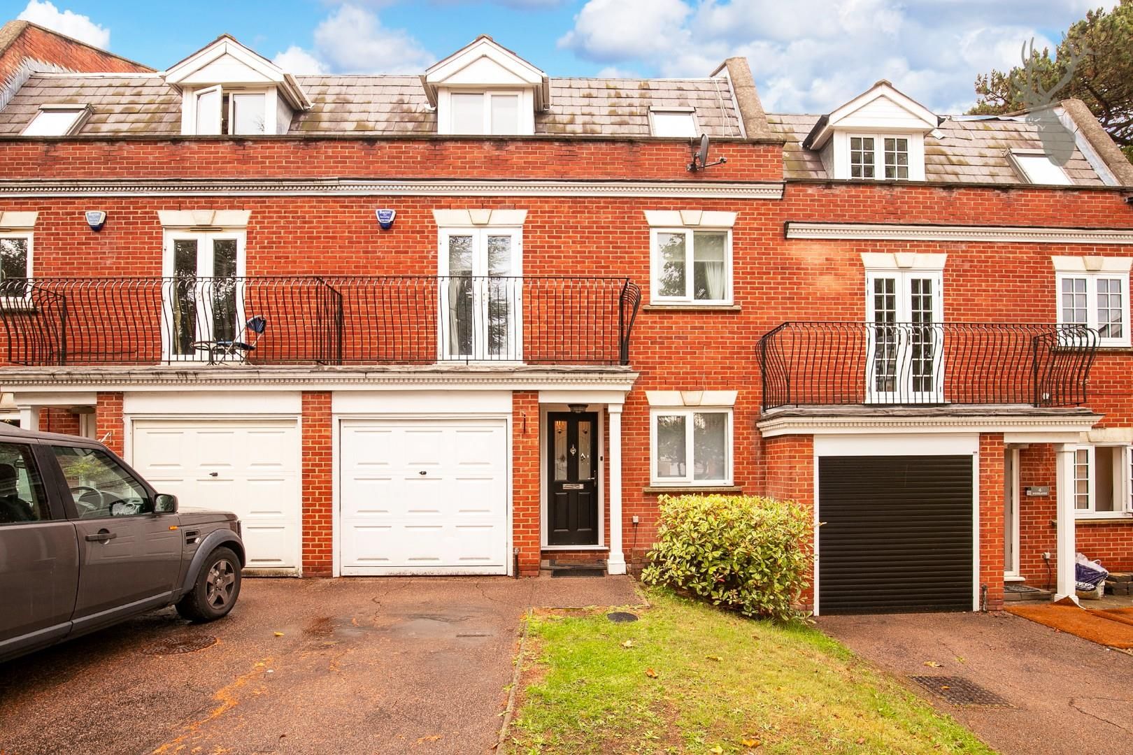 4 bed town house for sale in Station Road, Epping CM16 Zoopla