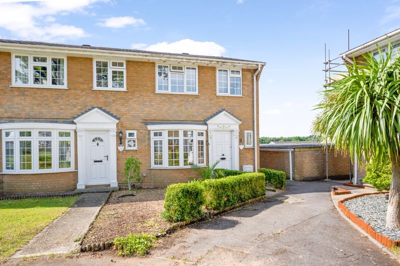 3 bed end terrace house for sale in Warren Walk, Ferndown BH22 Zoopla