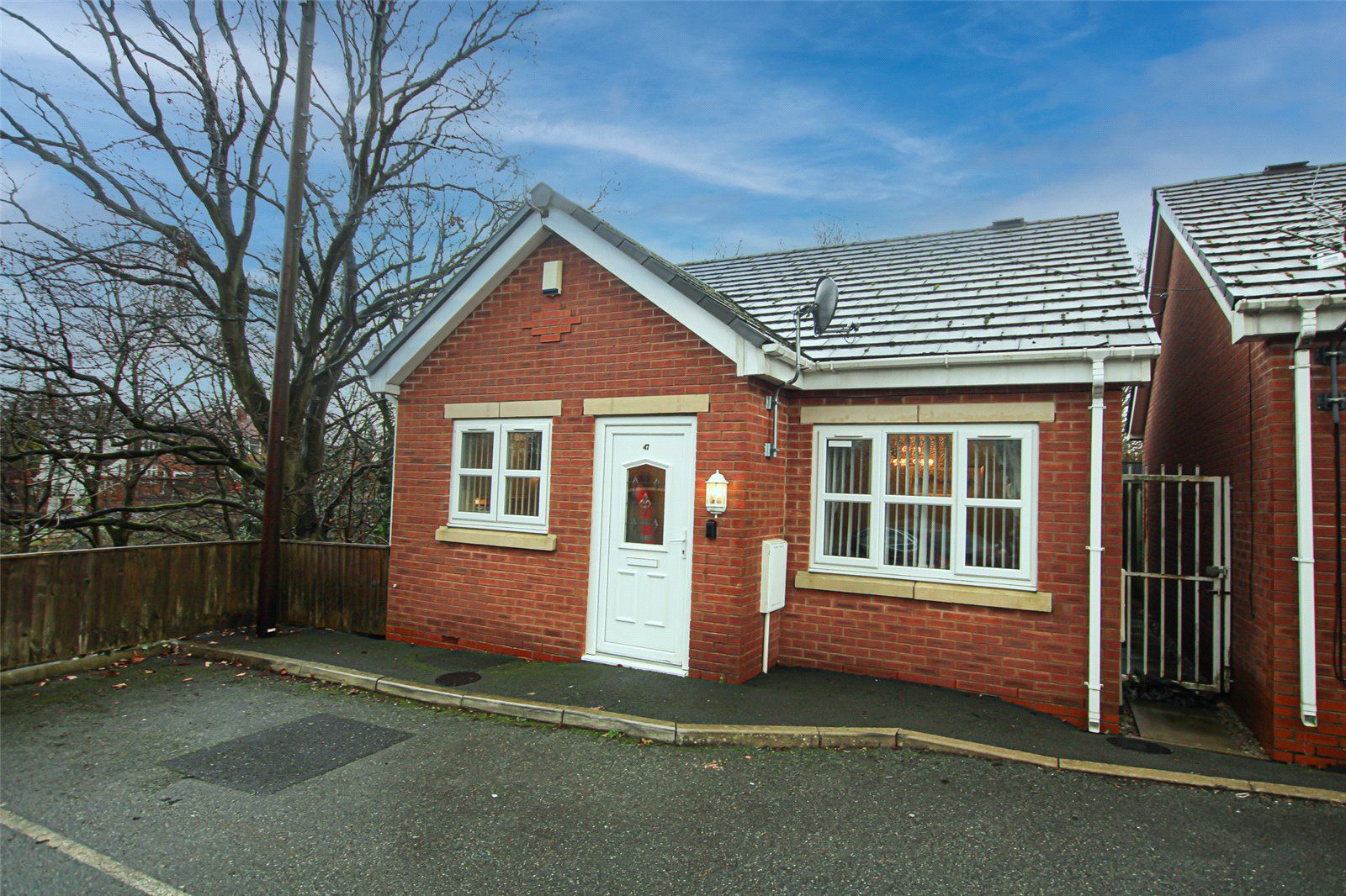 2 bed bungalow for sale in Downing Street, Ashton Under Lyne, Manchester OL7 Zoopla
