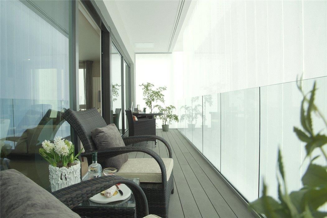 18 05 06 Marco Polo House Royal Wharf London E16