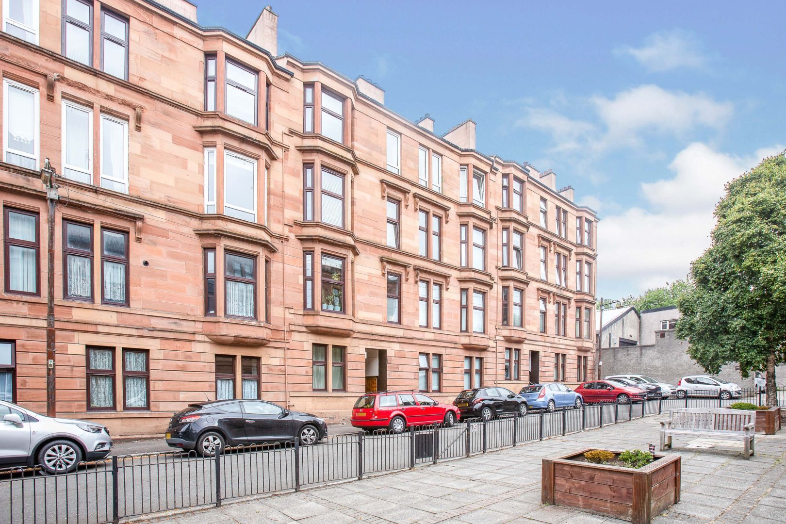 11 Leyden Gardens, Glasgow G20  