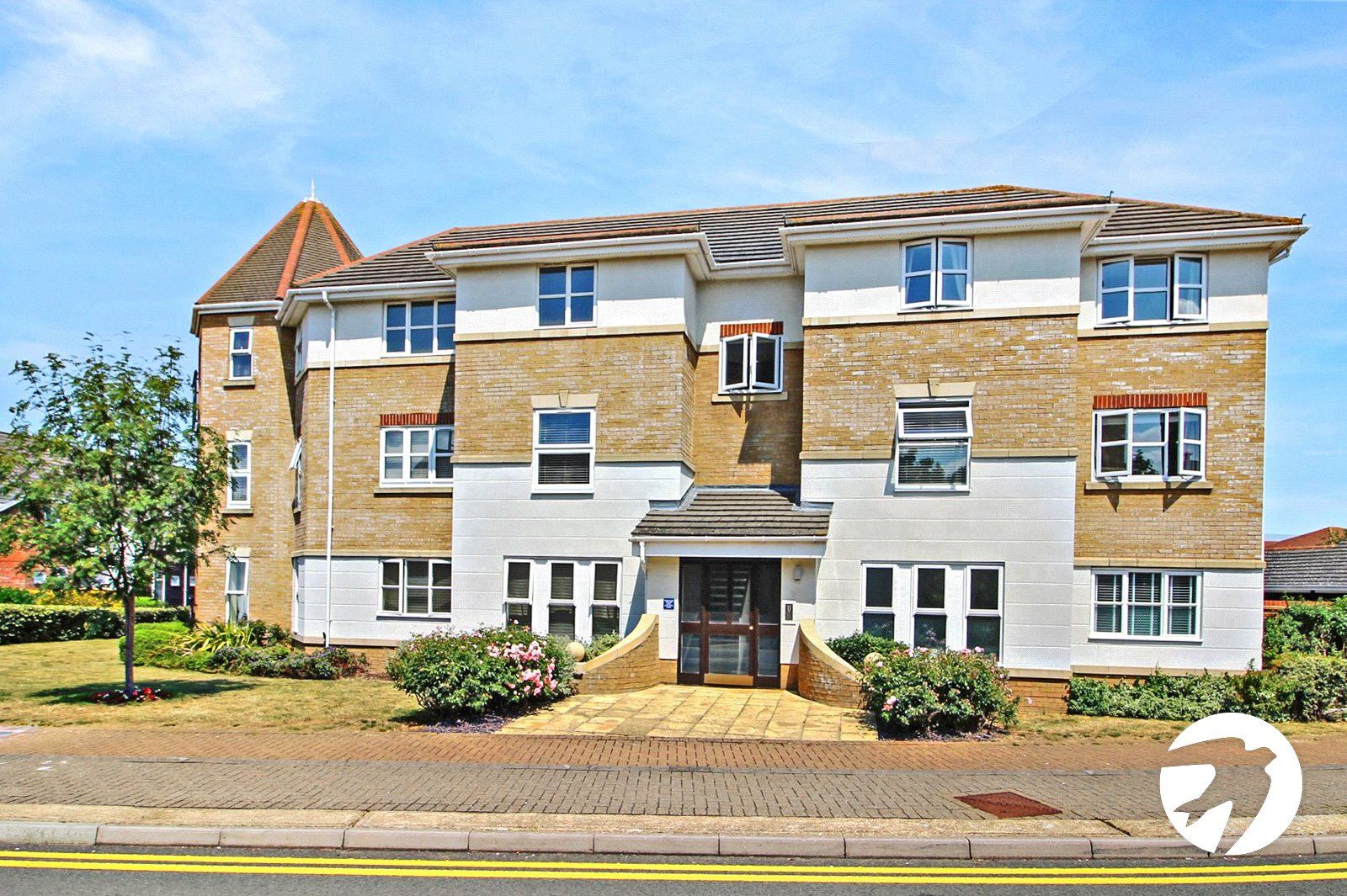 2 bed flat to rent in Island Way East, St. Marys Island, Chatham ME4