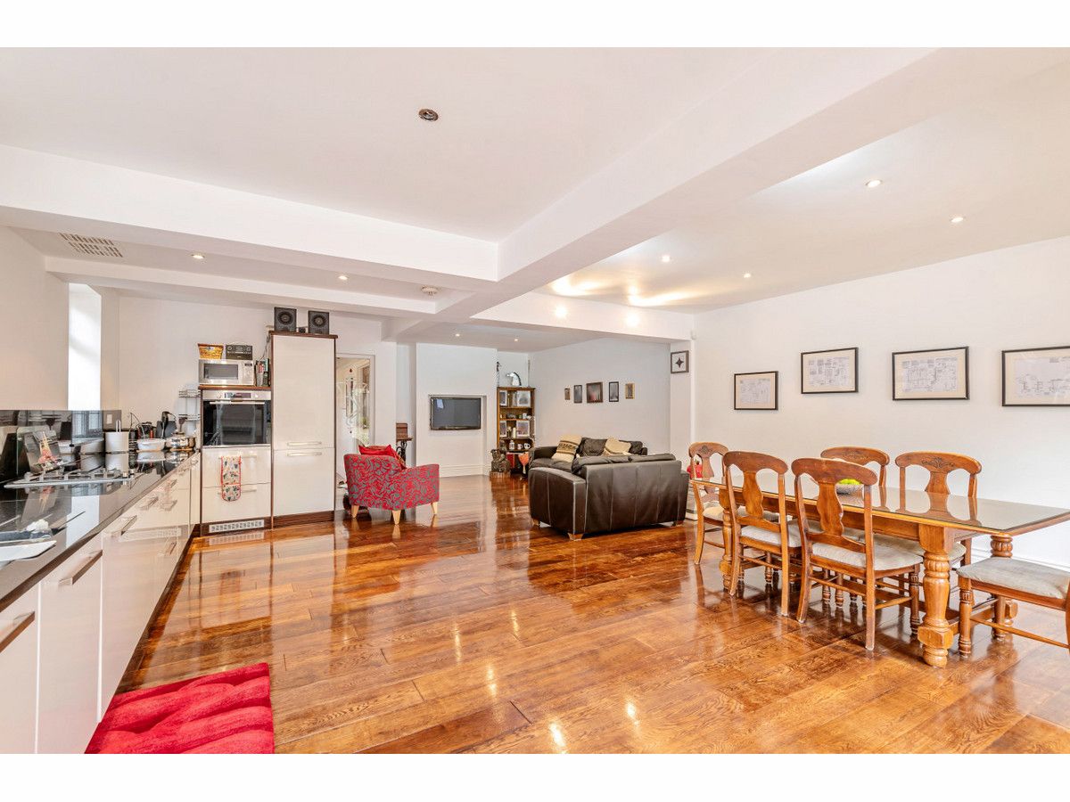 4 bed semidetached house for sale in Pollards Hill West, London SW16