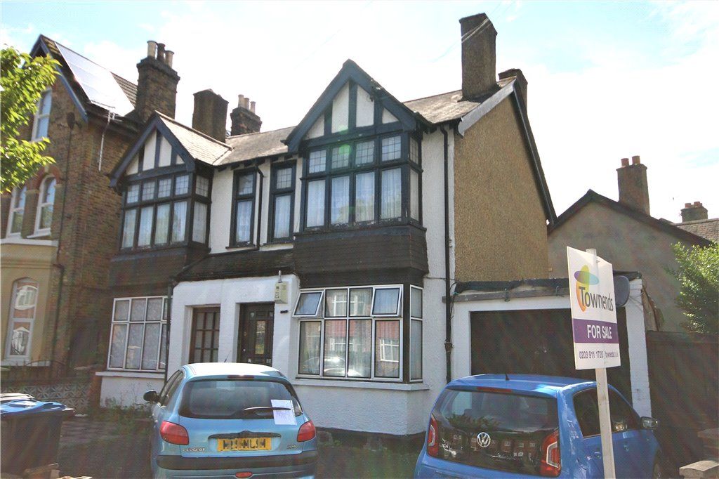 Dagnall Park South Norwood London SE25