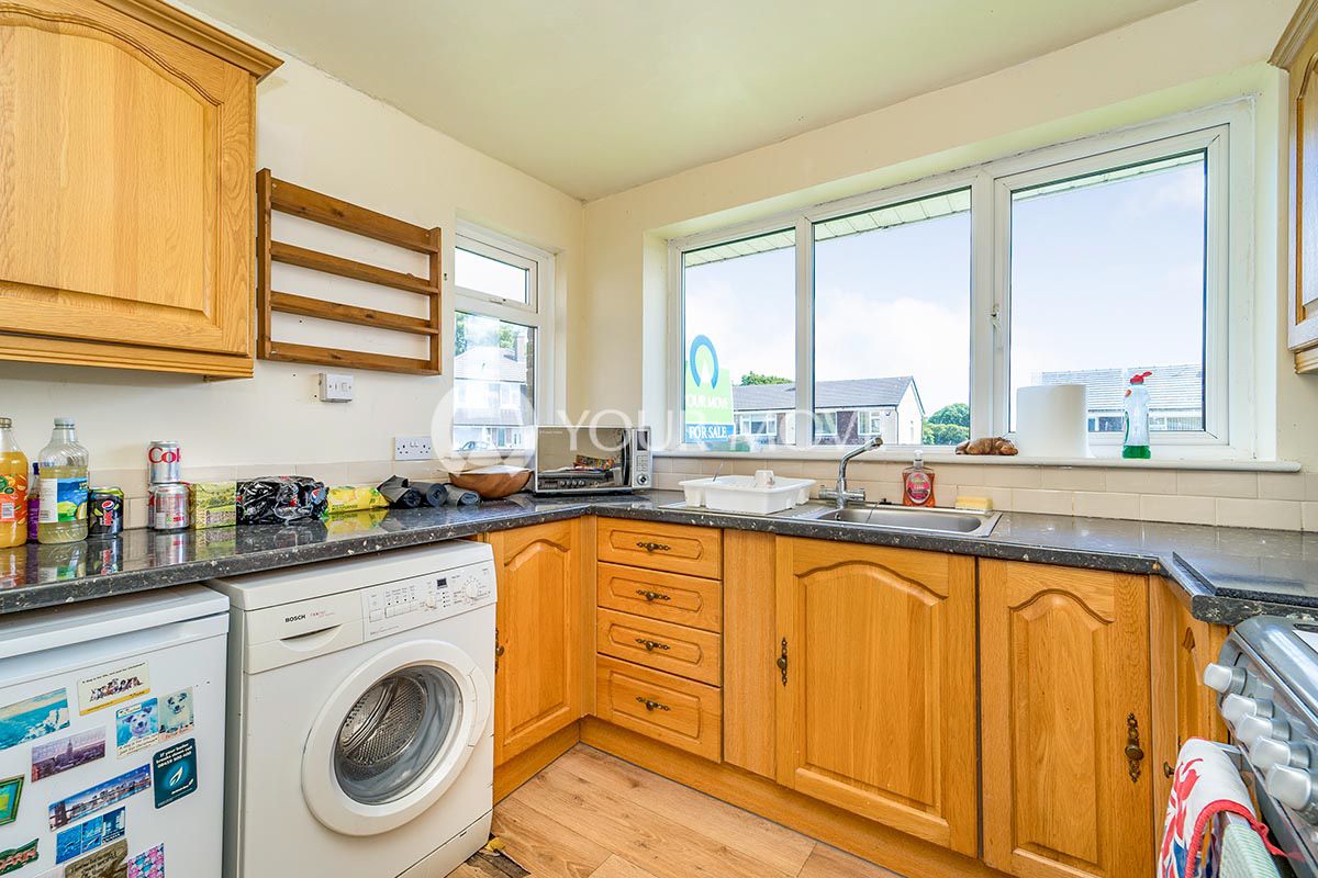 2 bed bungalow for sale in Sunhurst Drive, Oakworth, Keighley, West
