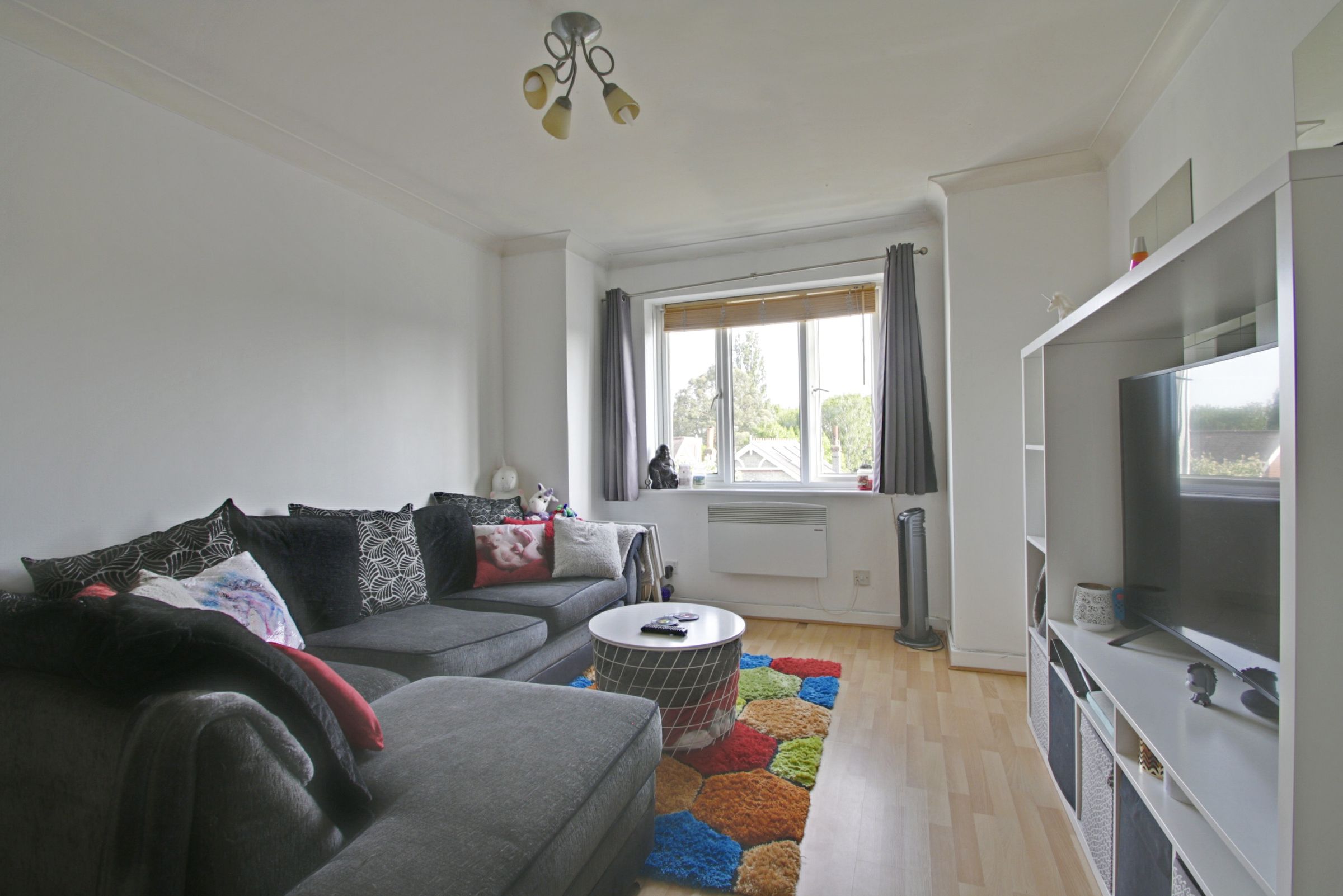 1 bed flat to rent in Park Road, New EN4 Zoopla