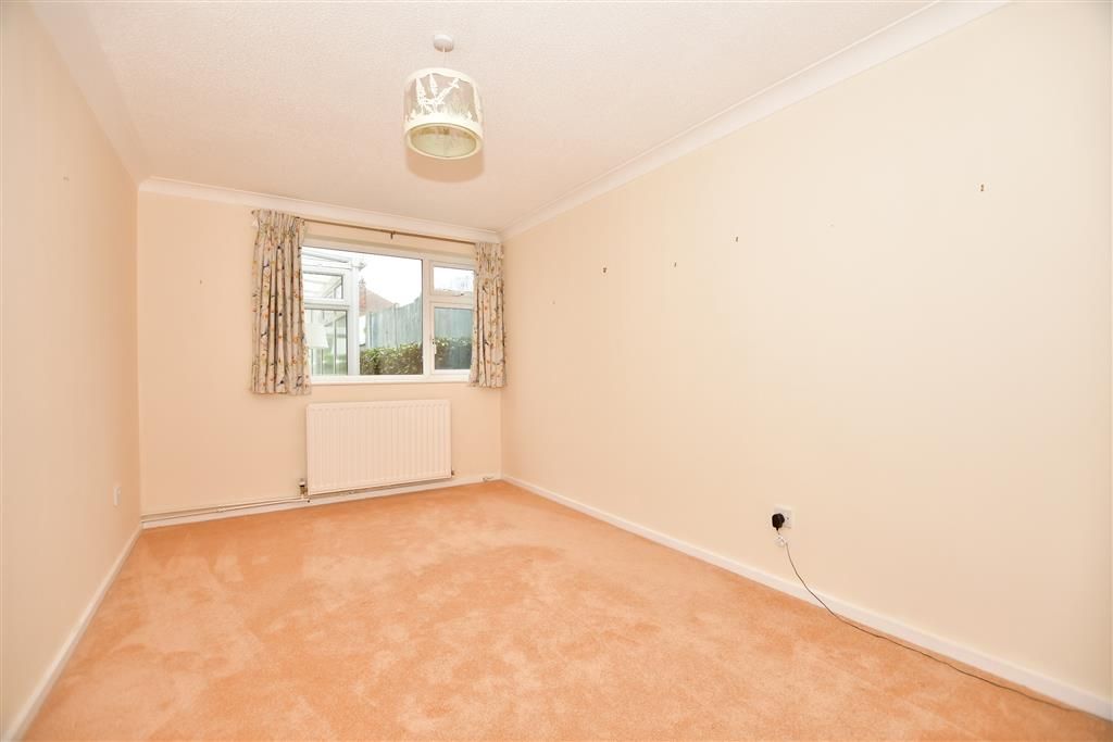 3 bed detached bungalow for sale in Sandhurst Road, Cliftonville
