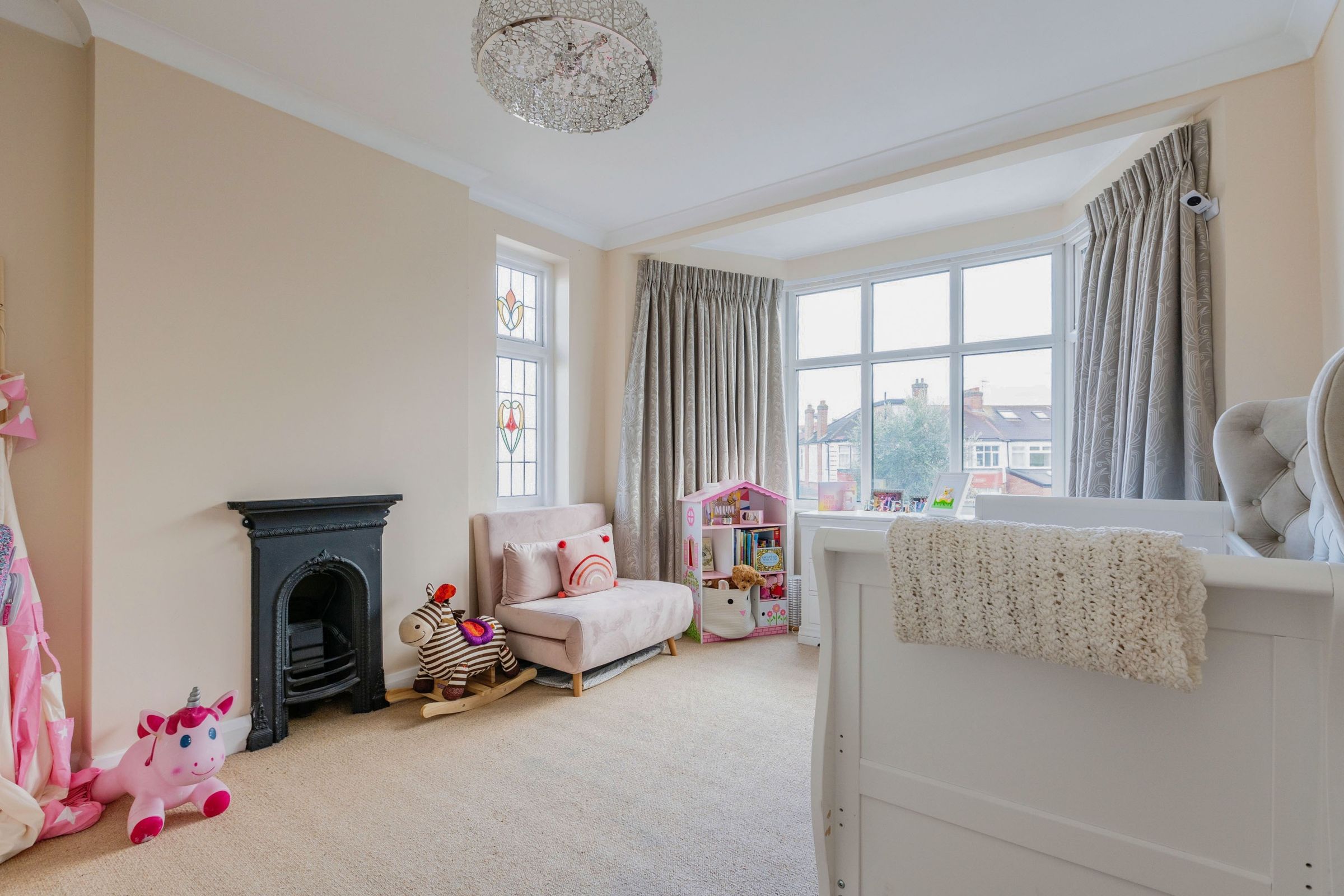 3 bed semidetached house for sale in Halstead Road, Winchmore Hill N21 Zoopla