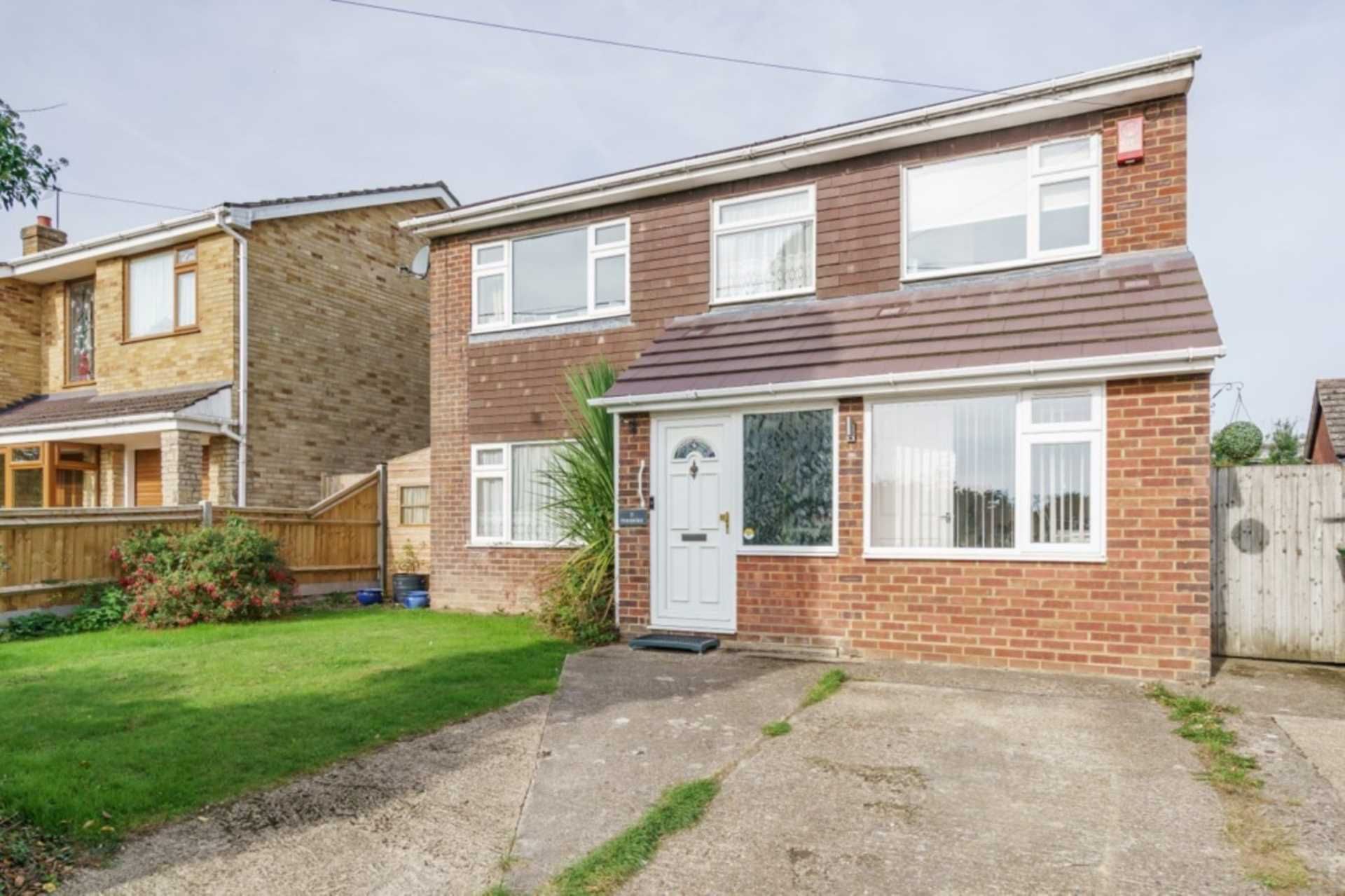 4 bed detached house for sale in Mill Road, Stokenchurch HP14 Zoopla