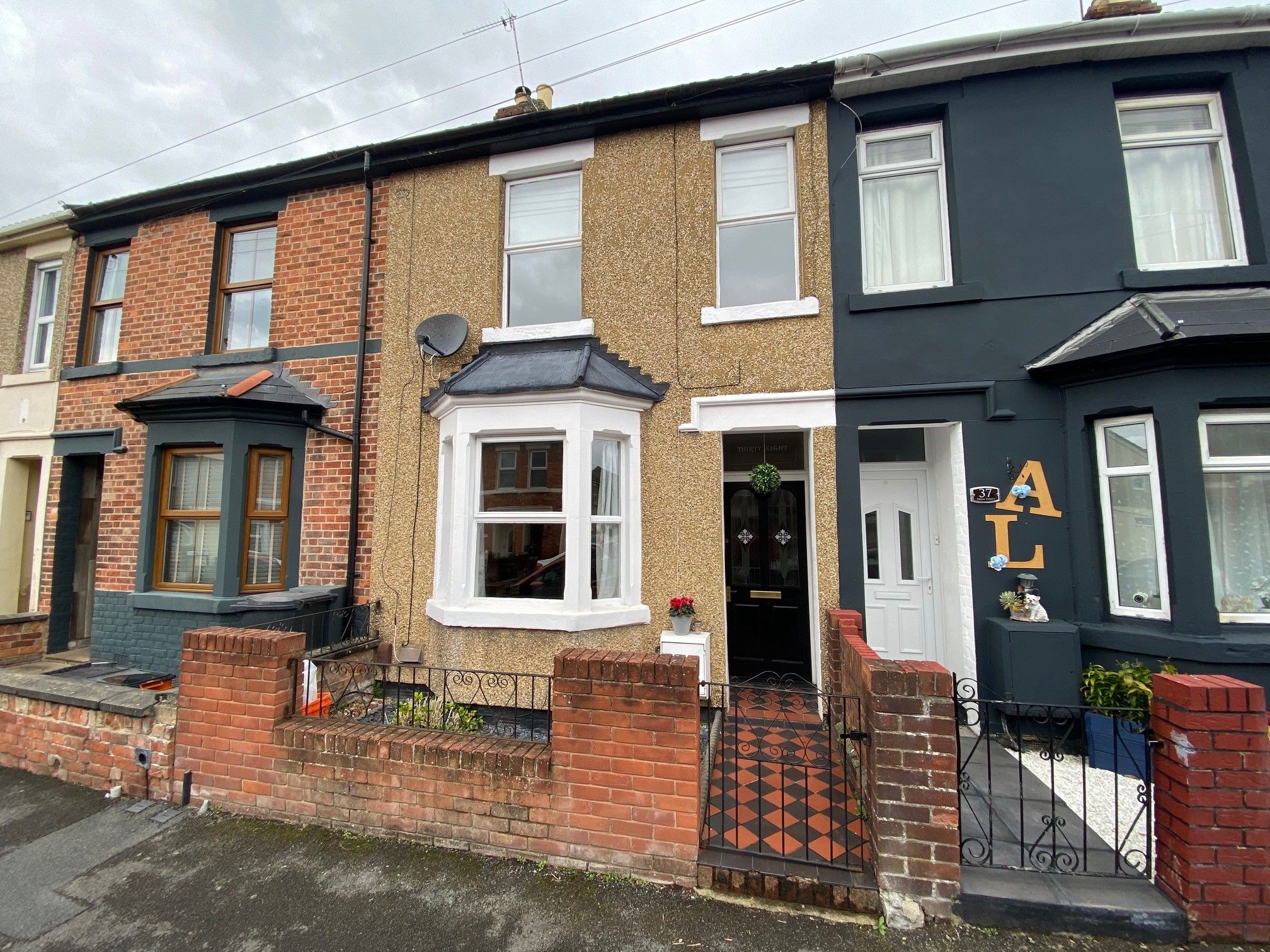 2 bed terraced house for sale in Dean Street, Swindon SN1 Zoopla