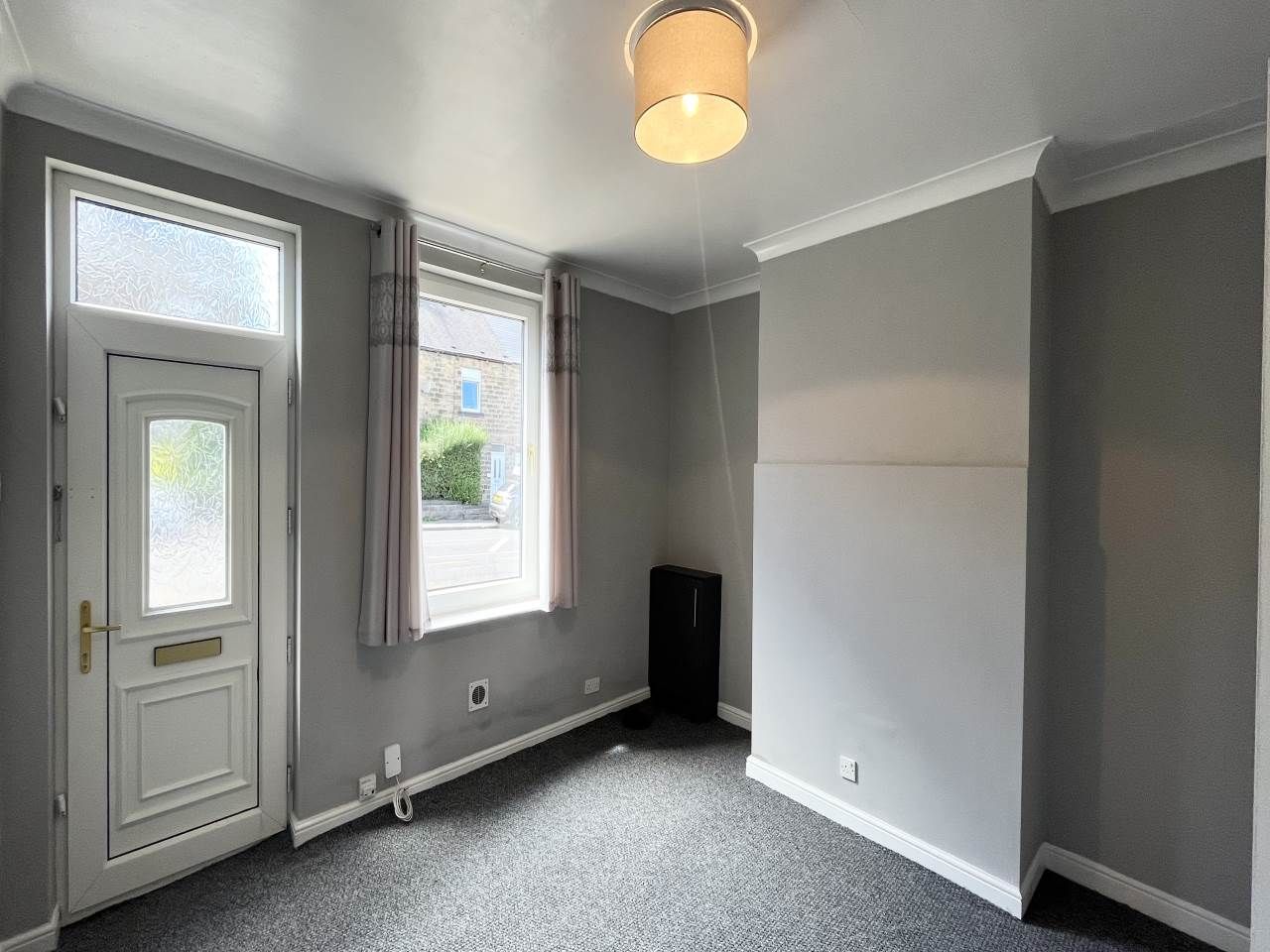 2 bed terraced house to rent in Sheffield Road, Birdwell, Barnsley S70