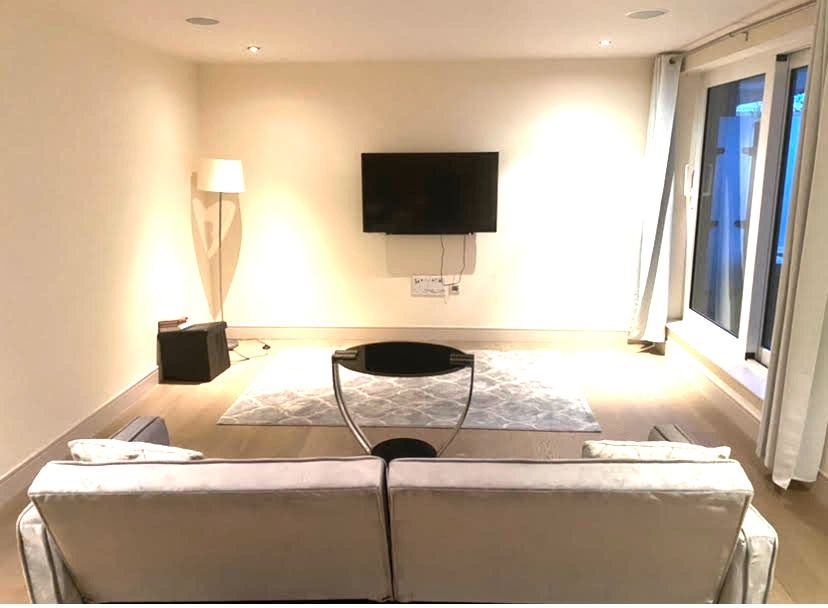 Flat 33, Octavia House, 213, Townmead Road SW6  