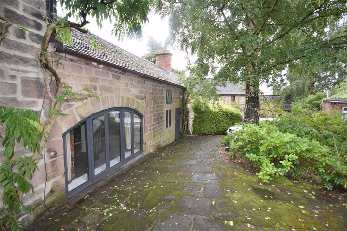 2 bed barn conversion to rent in Town Street, Holbrook, Belper DE56