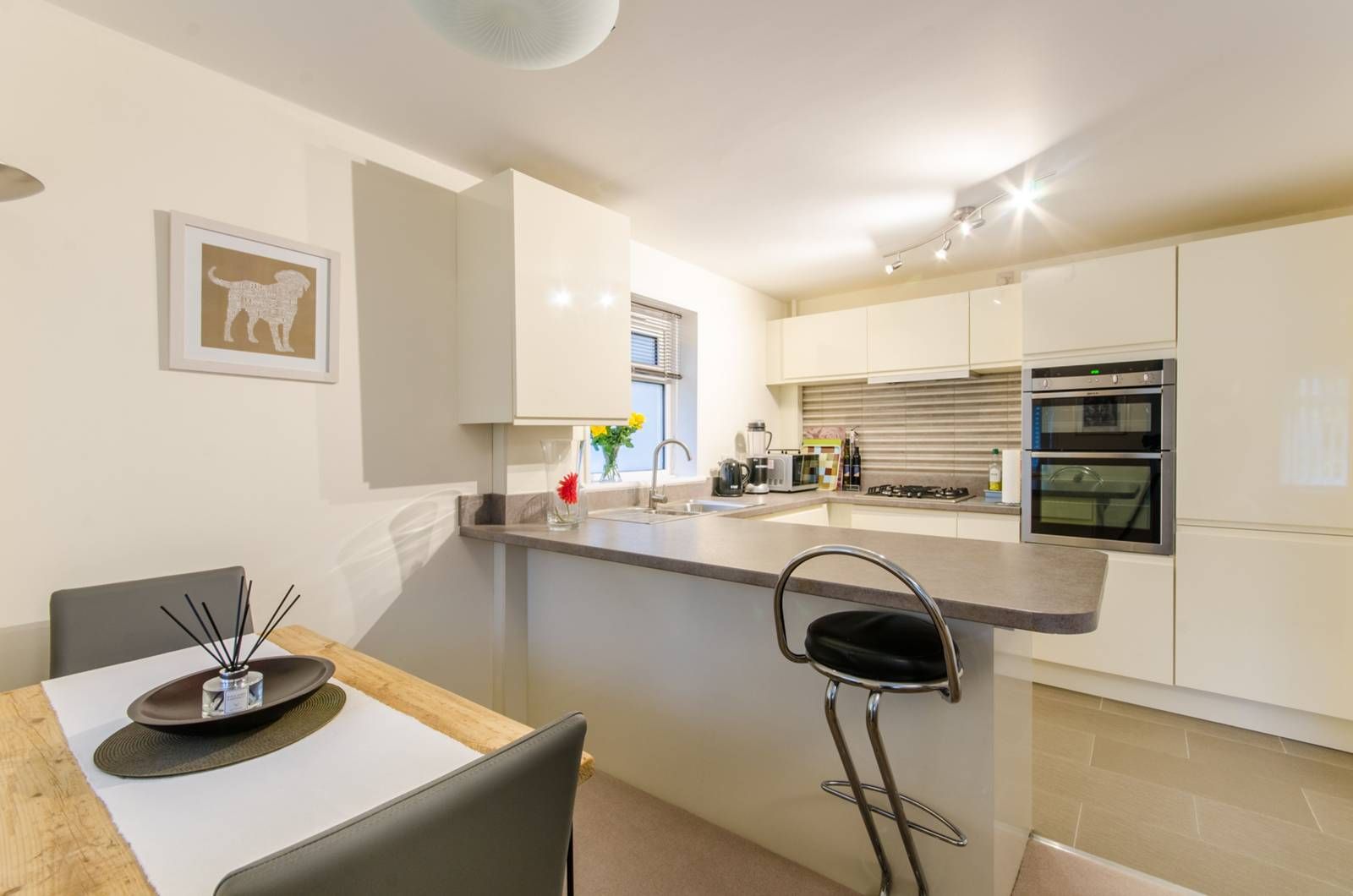 Dyne Road, Queen's Park, London NW6  