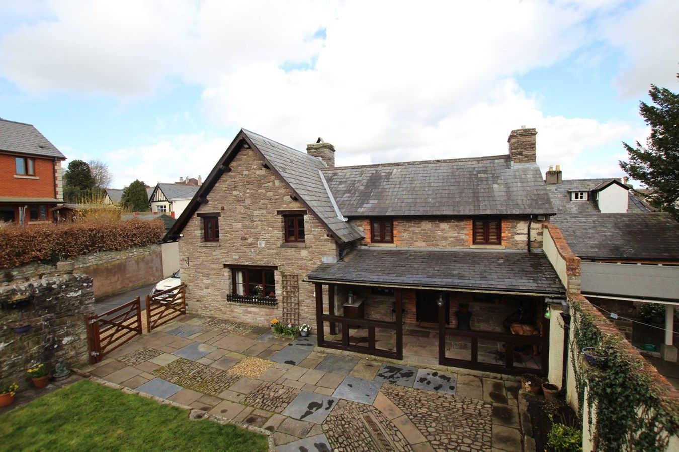 5 bed detached house for sale in Peppercorn Lane, Brecon LD3 Zoopla