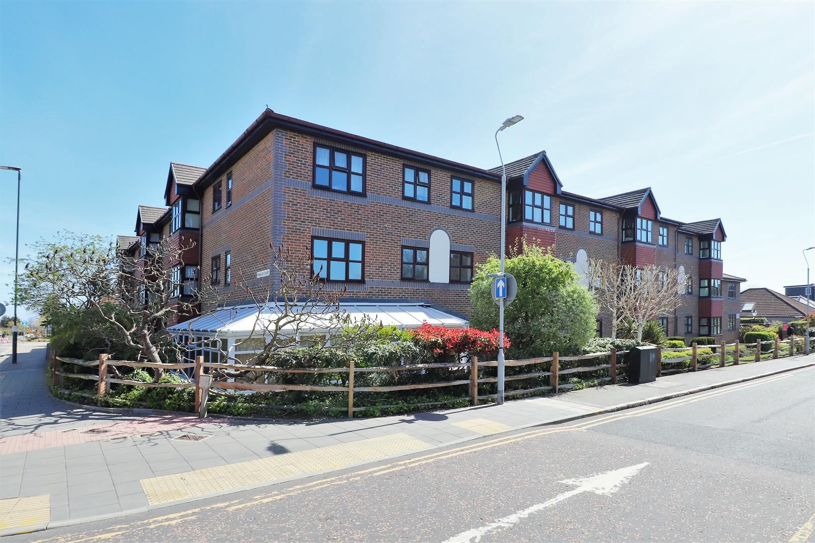 1 bed flat for sale in Kingsley Court, Pincott Road, Bexleyheath DA6