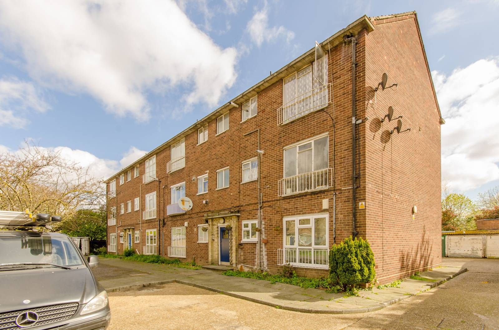 1 bed flat for sale in Balaam Street, Plaistow, London E13 Zoopla