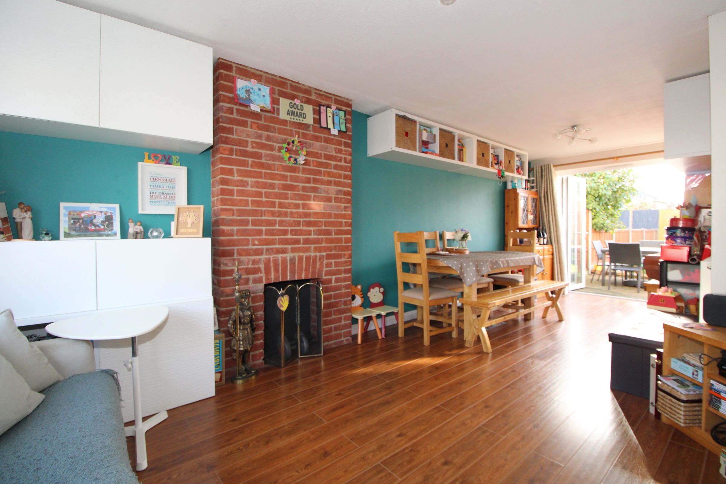 3 bed semidetached house for sale in Conway Drive, Ashford TW15 Zoopla