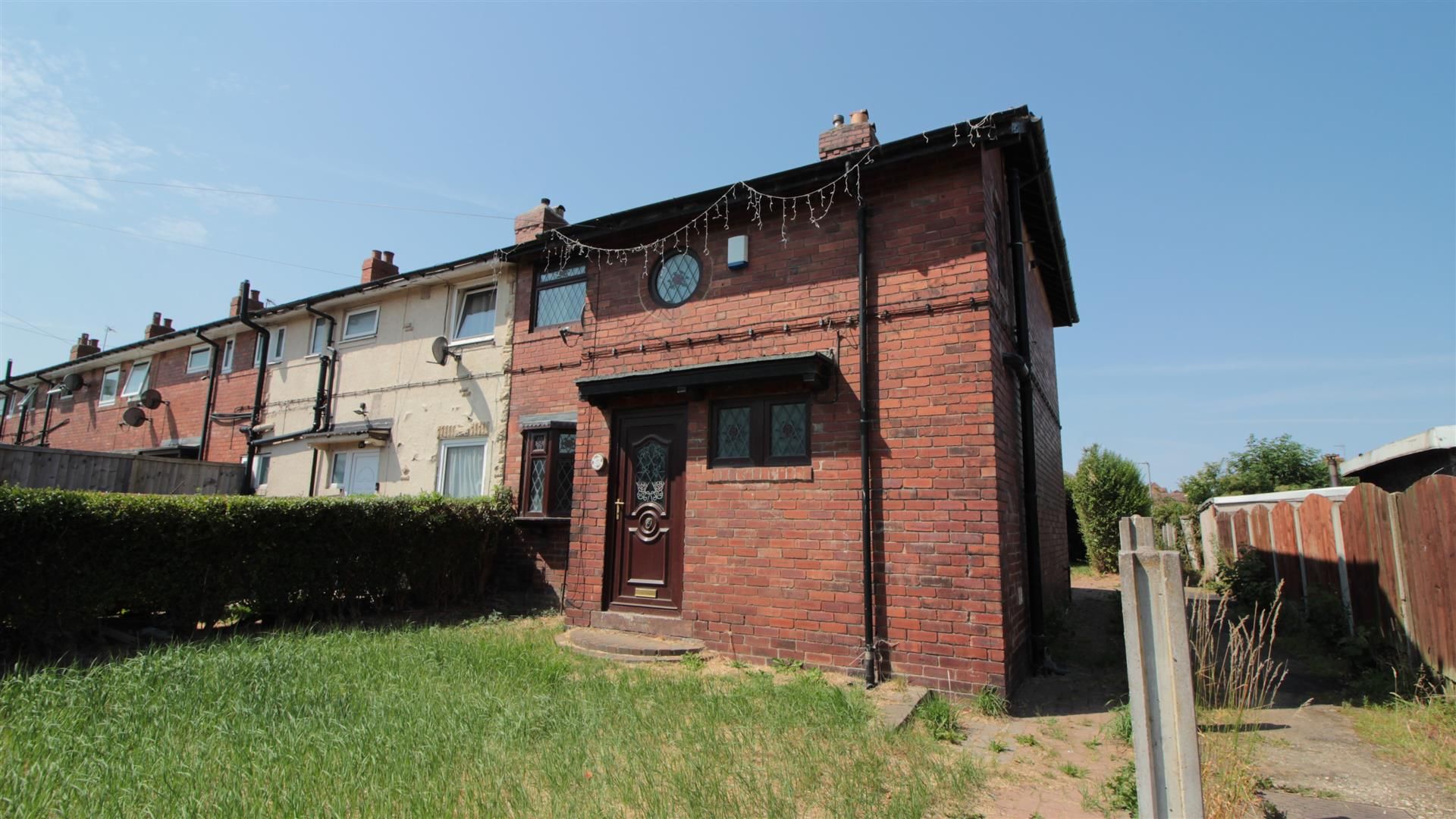 3 bed semidetached house for sale in Second Avenue, Rothwell, Leeds