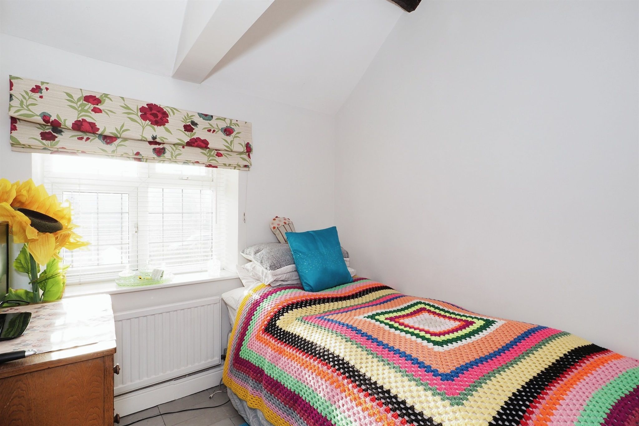 4 bed semidetached house for sale in Denby Dale Road East, Durkar