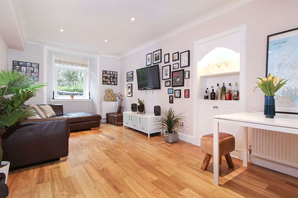 3 Abbey Street, Leith EH7  