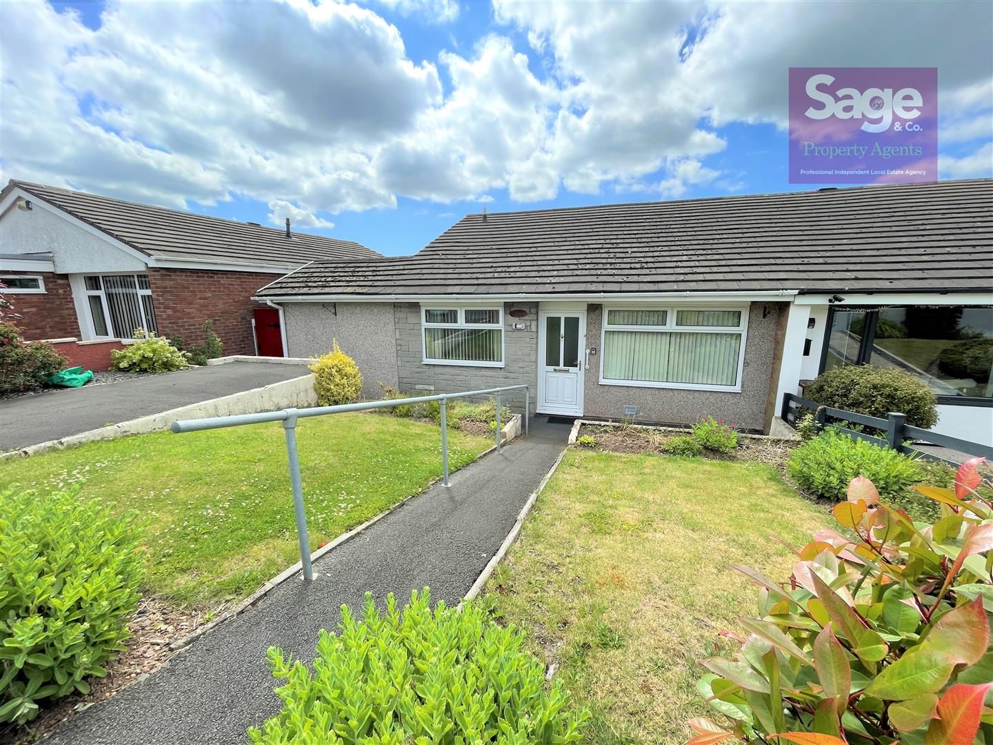 3 bed semidetached bungalow for sale in Mount Road, Risca, Newport