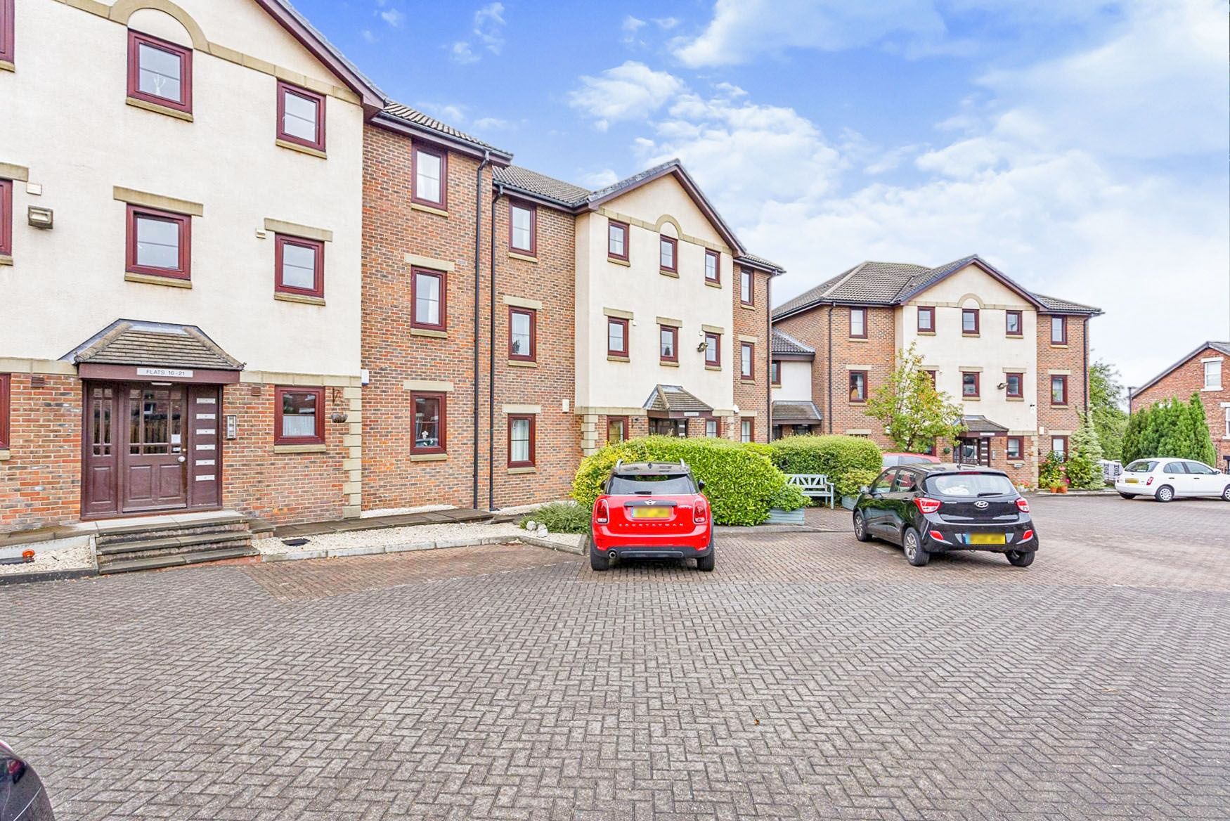 2 bed flat for sale in Sandringham Road, Newcastle Upon Tyne NE3 Zoopla